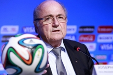 Blatter anuncia pelea contra suspensión y promete regreso