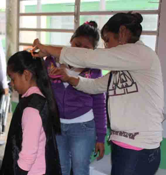 Plaga de piojos en escuelas