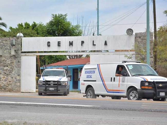 Riña en el centro para adolescentes, 3 heridos