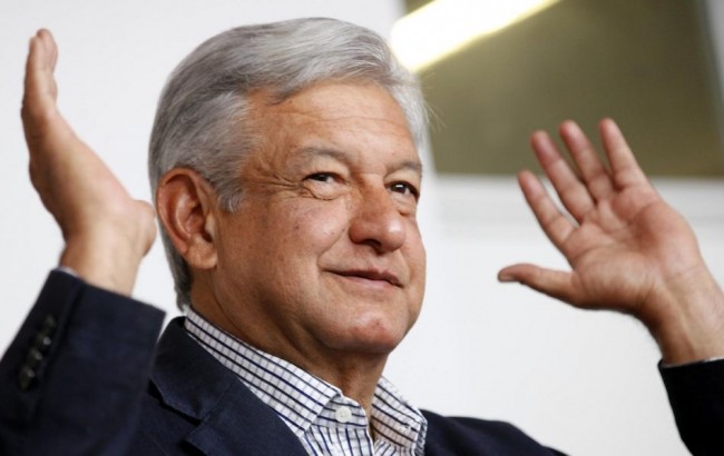 AMLO llama ‘alcahuetes’ a los consejeros del INE