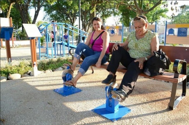 Tarde de música en el Parque de los Abuelos con las Caravanas Culturales