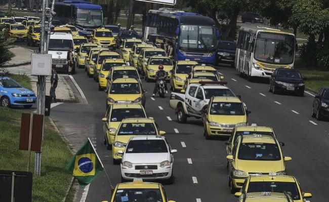 Protesta de  taxistas en Janeiro