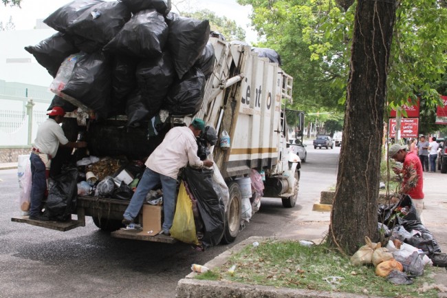 Se recolectan 20 mil toneladas de basura al mes en Centro