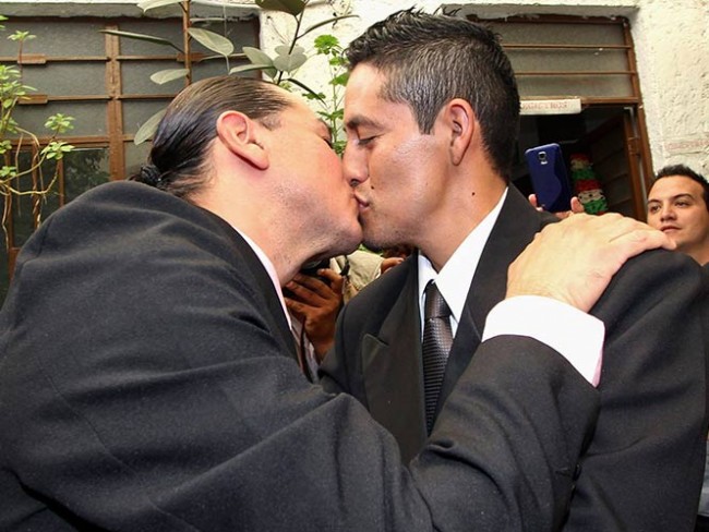 Matrimonio gay es  un ‘falso derecho’