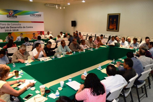 Realizan foro para integrar Plan Municipal de Desarrollo