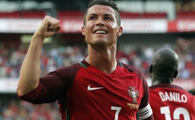 Ronaldo es el deportista  mejor pagado del mundo