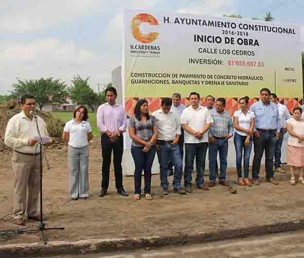 Se acabarán los lodazales en colonias de Cárdenas