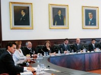 Instruye EPN a trabajar con nuevos gobernadores