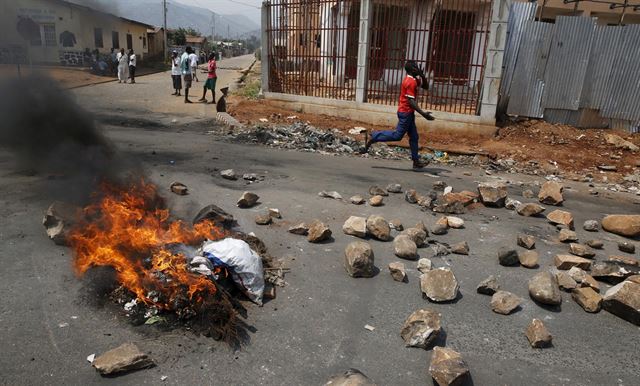 300 muertos deja ola de violencia