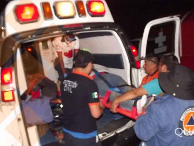 Se desbarranca un autobús en Veracruz;  15 lesionados