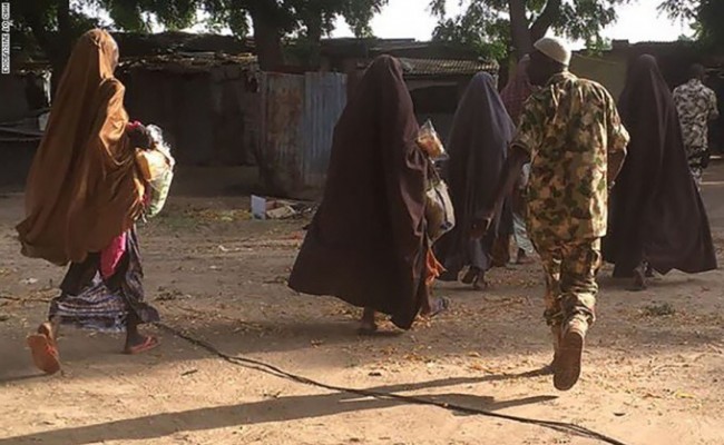 Liberan Boko Haram a niñas secuestradas