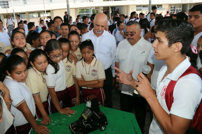 Ofrece el Cobatab  educación de calidad