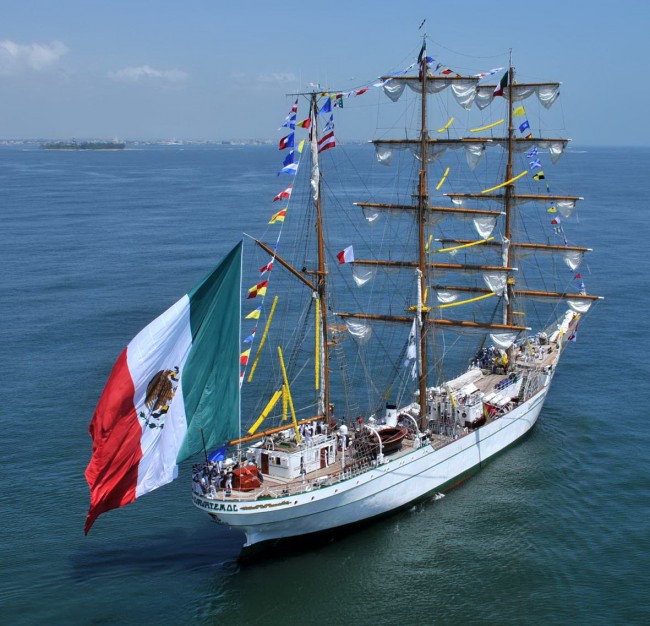 Zarpa Buque Escuela Cuauhtémoc por cuarta vuelta al mundo