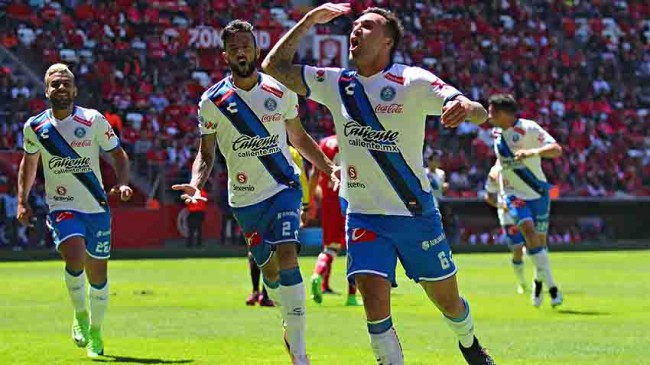 Sin palabras,  Cruz Azul…