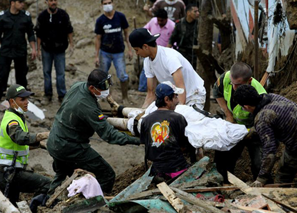 Azotan fuerte lluvias el occidente de Colombia