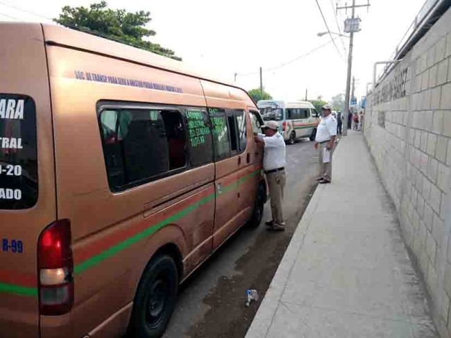 Levanta la SCT 552 actas a unidades de transporte público