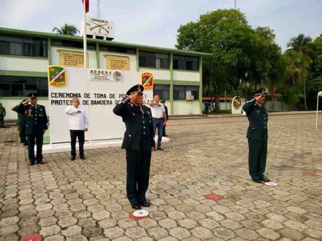 Cambian a comandante  de la 38 Zona Militar