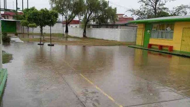 Atiende SE a las escuelas afectadas por la tormenta