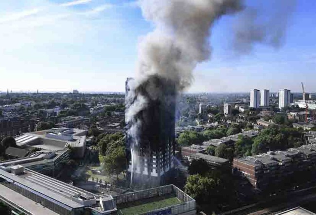 Arde edificio