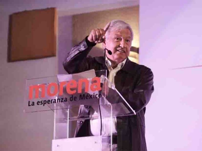 Pretende ‘la mafia en el poder’ desprestigiar a Morena, dice Obrador