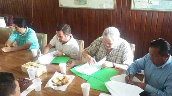 Firman convenio para cultivar 5 mil hectáreas de arroz en la Chontalpa