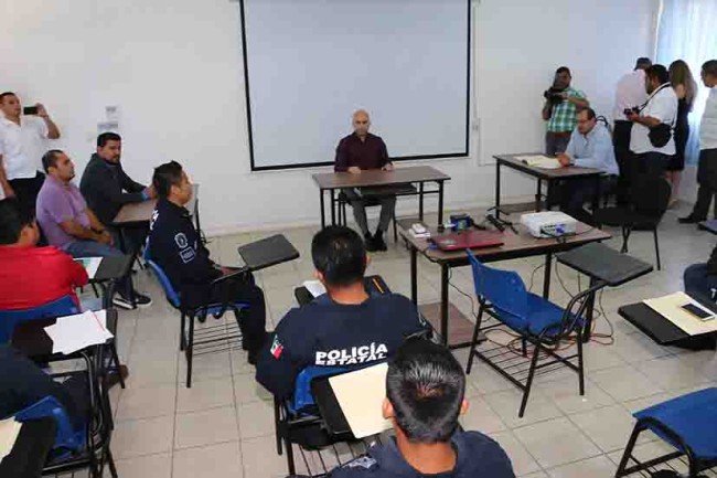 Toman policías clase  sobre un Juicio Oral