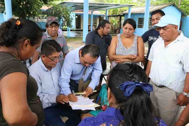 Trabaja Educación a favor de una mejor enseñanza