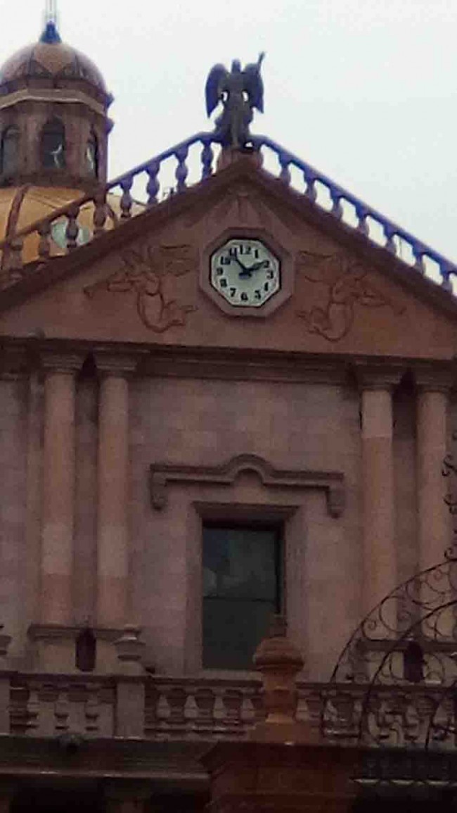 Dañado el reloj de  “San Francisco de Asís”