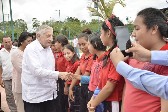 Gasto social devuelve la tranquilidad a las comunidades: Núñez