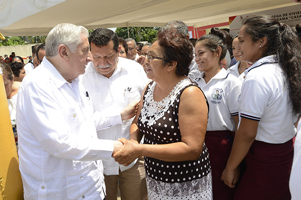 Recibirán paraiseños beneficios sociales