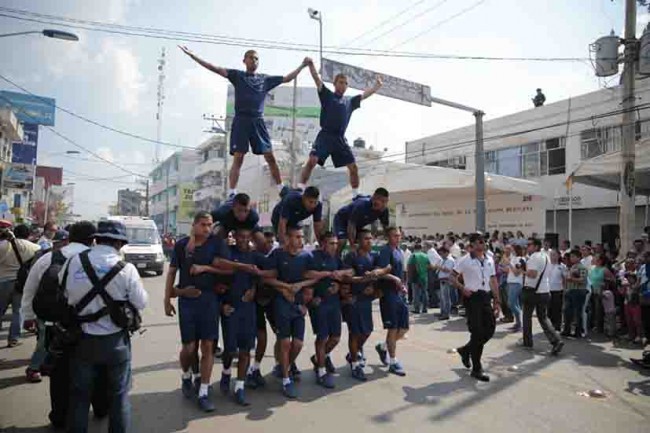 Participa la SSP en el Desfile Cívico Deportivo