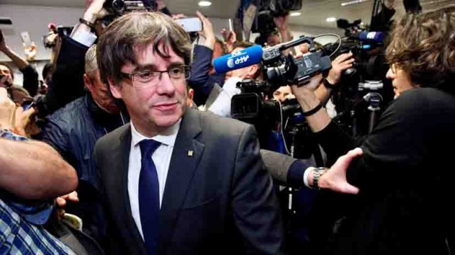 Carles Puigdemont y su ex Conejeros libran la cárcel