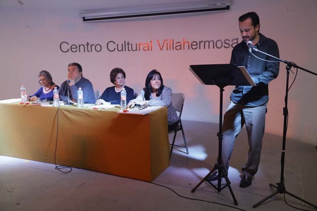 Presentan libro ‘El  príncipe y los sortilegios’