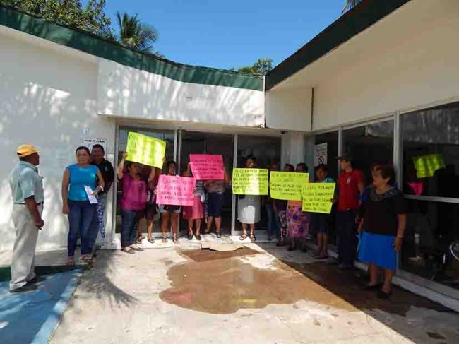 Urge que funcione la única clínica del IMSS