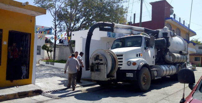 Intensifica CEAS labores de desazolve en los municipios