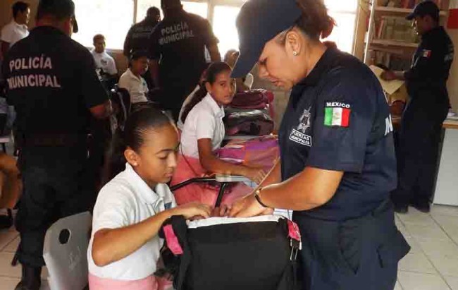 ‘Mochila segura’ acción que ayuda a los alumnos