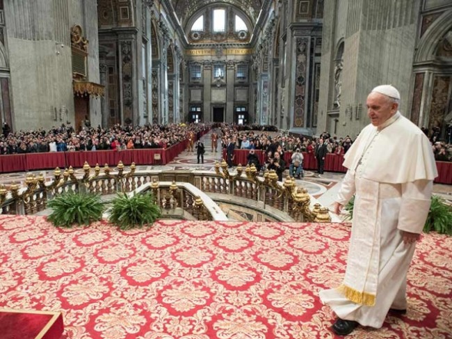 Reconoce el Papa labor de la mujer