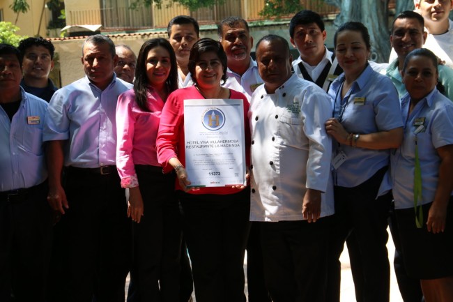 Recibe Hotel Viva Villahermosa el Distintivo ‘H’