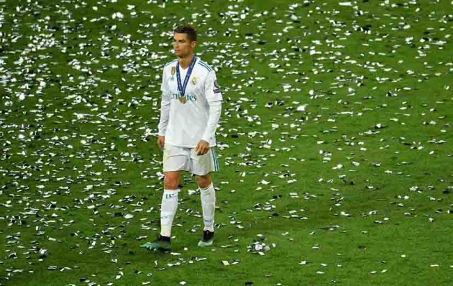 Cristiano con un pie  fuera del Real Madrid