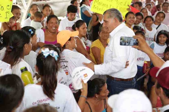 Agua potable para  todas las comunidades