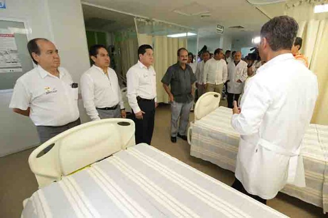 Reabren Sala de Urgencias del Hospital de Comalcalco