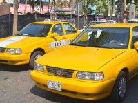Parque vehicular de taxis obsoletos en su mayoría