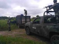 Asegura el Ejército mexicano  combustible  ilícito  en Reforma