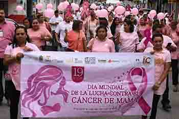 El cáncer de mama detectado a tiempo es curable: Martínez