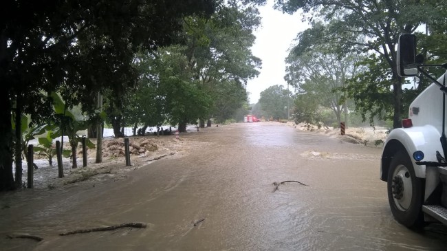 Saldo blanco deja frente frío por Tabasco