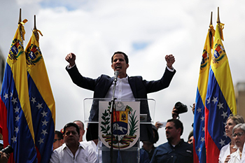 Guaidó pide a México sumarse contra Maduro