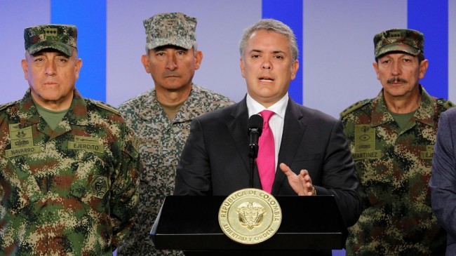 Iván Duque intensifica cerco contra Maduro