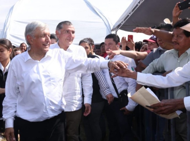 La próxima semana la visita de AMLO