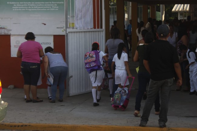 A clases 780 mil estudiantes, hoy