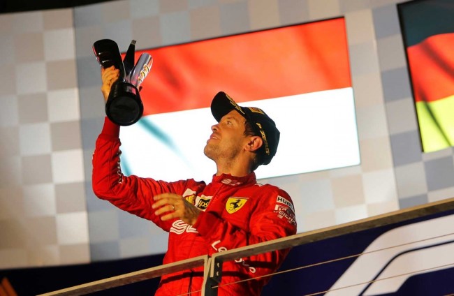 ¡Vettel vuelve  a ganar en F1!